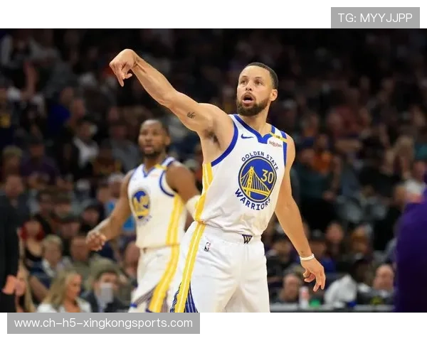 勇士强势击败太阳，库里与穆迪的表现成胜负关键，勇士库里经典比赛